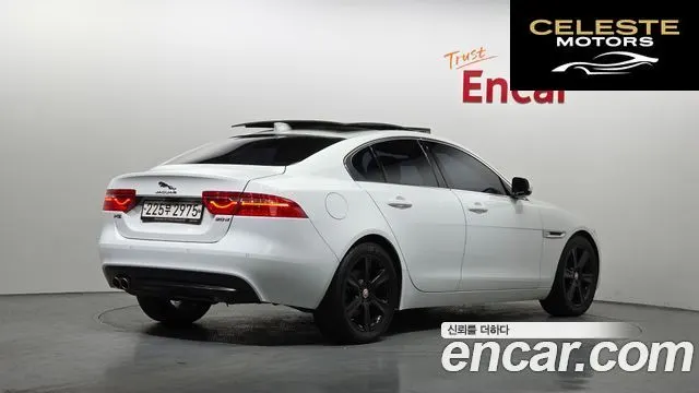JAGUAR XE 20d 2019 — photo 2 sur 20