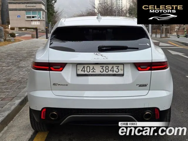 JAGUAR E-PACE P250 SE 2018 — photo 4 sur 26