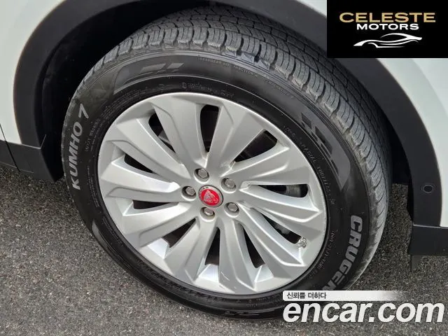 JAGUAR E-PACE P250 SE 2018 — photo 5 sur 26