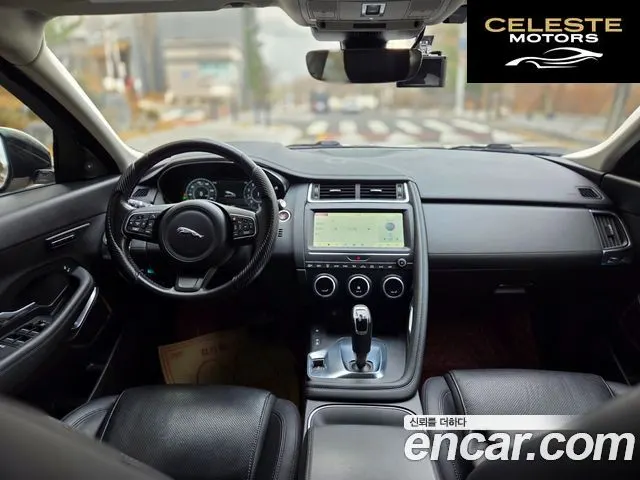 JAGUAR E-PACE P250 SE 2018 — photo 7 sur 26