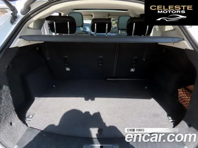 JAGUAR E-PACE P250 S 2018 — photo 17 sur 26