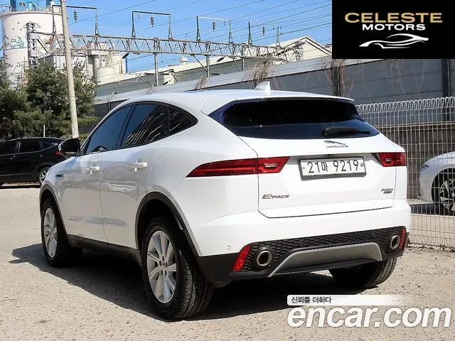 JAGUAR E-PACE P250 S 2018 — photo 3 sur 26