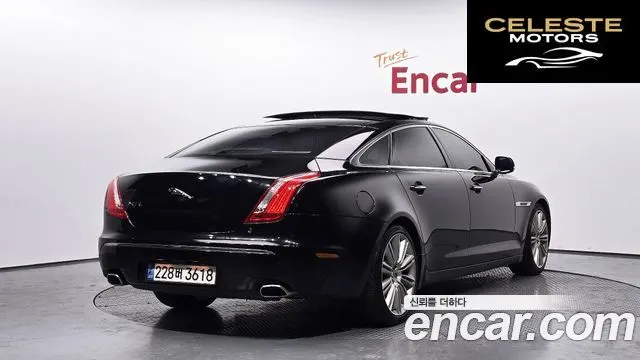 JAGUAR All New XJ 5.0 LWB 2011 — photo 2 sur 20