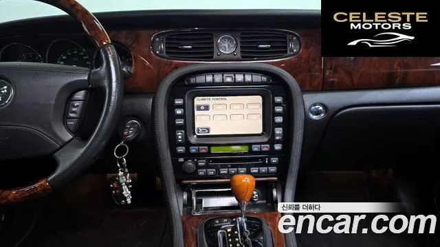 JAGUAR XJ-6 3.0 2006 — photo 19 sur 20