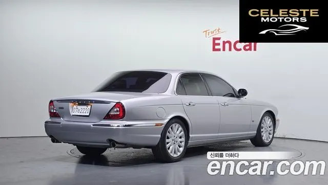 JAGUAR XJ-6 3.0 2006 — photo 2 sur 20