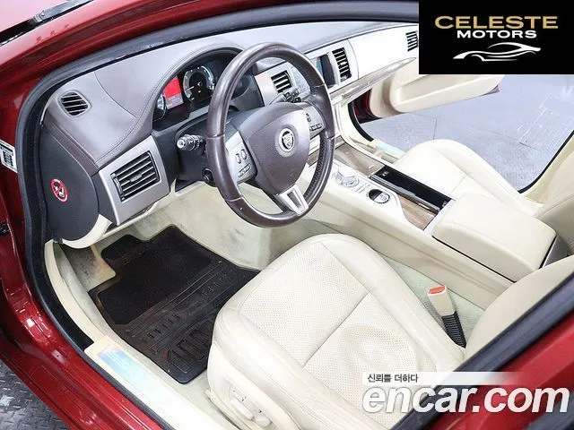 JAGUAR XF 4.2 SC 2009 — photo 10 sur 25