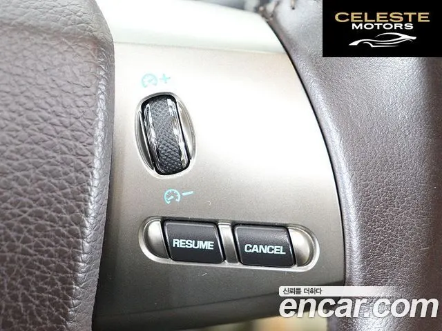 JAGUAR XF 4.2 SC 2009 — photo 14 sur 25