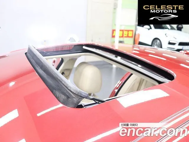 JAGUAR XF 4.2 SC 2009 — photo 16 sur 25
