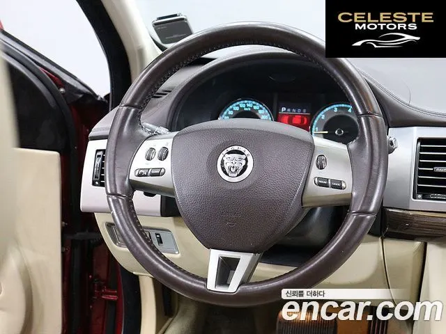 JAGUAR XF 4.2 SC 2009 — photo 6 sur 25