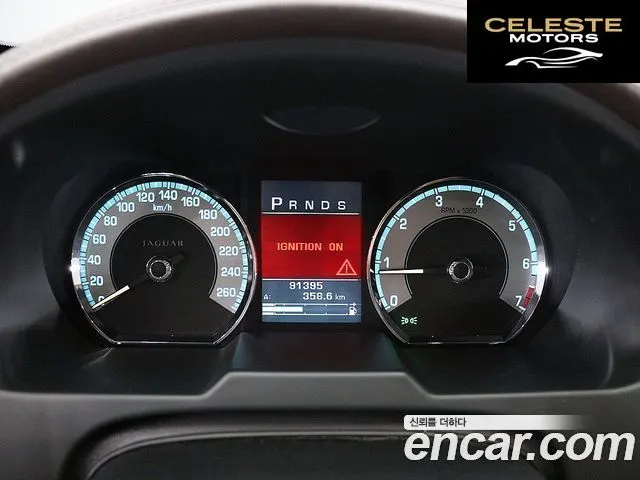JAGUAR XF 4.2 SC 2009 — photo 7 sur 25