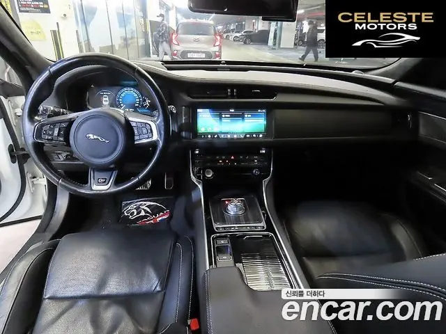 JAGUAR XF (X260) 3.0 S AWD 2016 — photo 10 sur 26