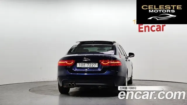 JAGUAR XE 20d 2017 — photo 4 sur 20