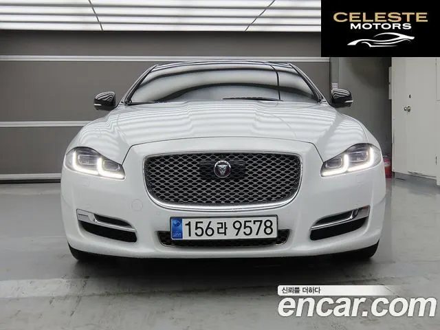 JAGUAR All New XJ 3.0D Premium Luxury LWB 2016 — photo 2 sur 26