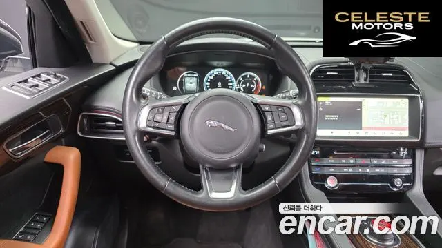 JAGUAR F-PACE 20d 2018 — photo 13 sur 20