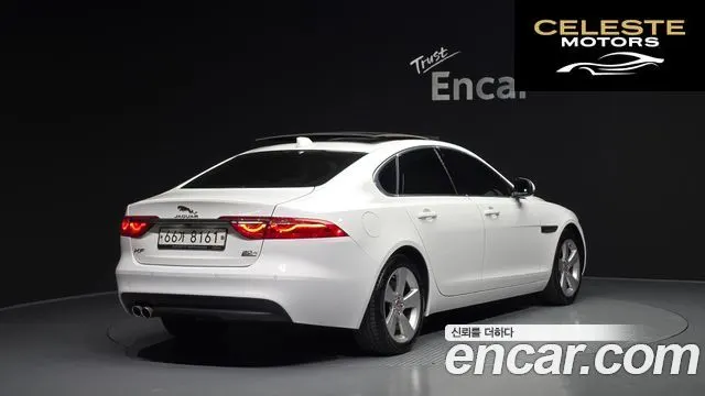 JAGUAR XF (X260) 20d AWD 2018 — photo 2 sur 20