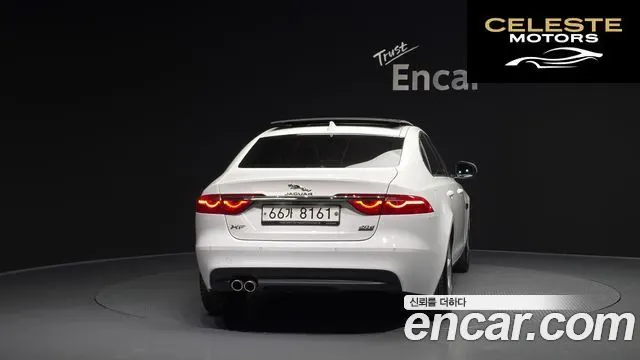 JAGUAR XF (X260) 20d AWD 2018 — photo 4 sur 20