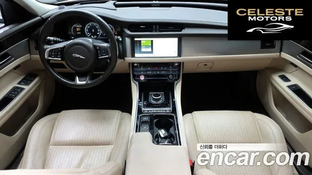 JAGUAR XF (X260) 20d AWD 2018 — photo 7 sur 20