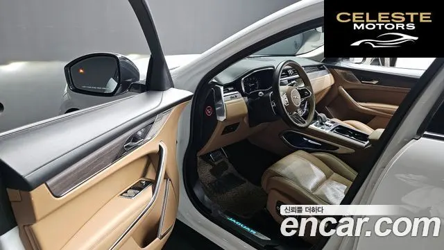 JAGUAR F-PACE D200 SE 2022 — photo 10 sur 20