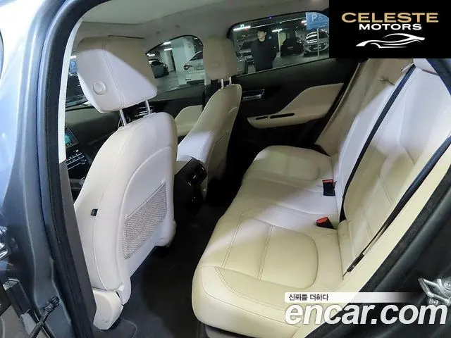 JAGUAR F-PACE 20d 2019 — photo 24 sur 26