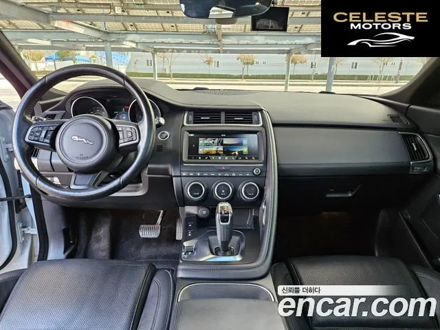 JAGUAR E-PACE P250 S 2018 — photo 9 sur 26