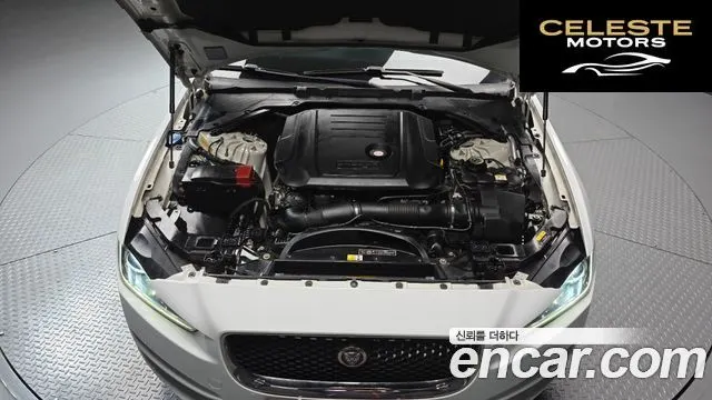 JAGUAR XE 20d 2016 — photo 6 sur 20