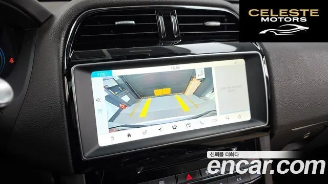 JAGUAR F-PACE 20d 2017 — photo 15 sur 20