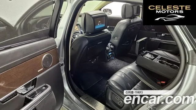 JAGUAR All New XJ 5.0 LWB 2012 — photo 11 sur 20