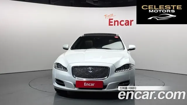 JAGUAR All New XJ 3.0D Premium Luxury LWB 2013 — photo 3 sur 20