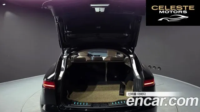 JAGUAR E-PACE P250 S 2018 — photo 20 sur 20
