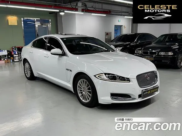 JAGUAR New XF 2.2p. Luxury 2014 — photo 3 sur 26