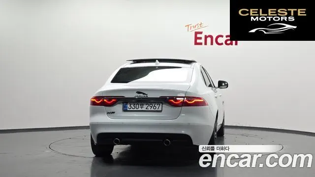 JAGUAR XF (X260) 30d 2017 — photo 4 sur 20