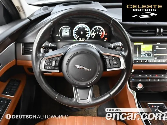JAGUAR XF (X260) 20d 2018 — photo 13 sur 26