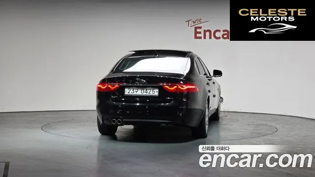 JAGUAR XF (X260) 20d AWD 2017 — photo 3 sur 20