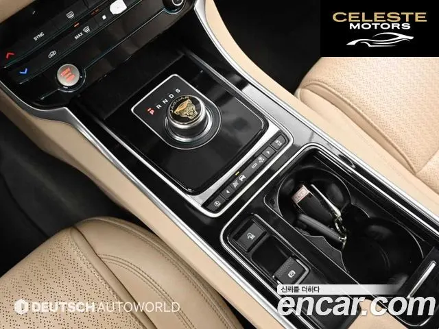 JAGUAR XF (X260) 20d 2018 — photo 9 sur 26