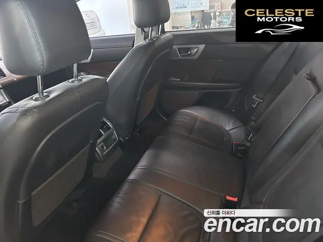 JAGUAR New XF 2.0 Luxury 2014 — photo 11 sur 22