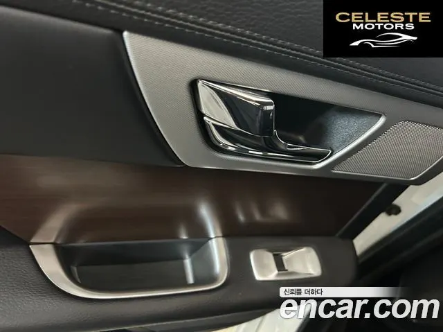 JAGUAR New XF 2.0 Luxury 2014 — photo 15 sur 22