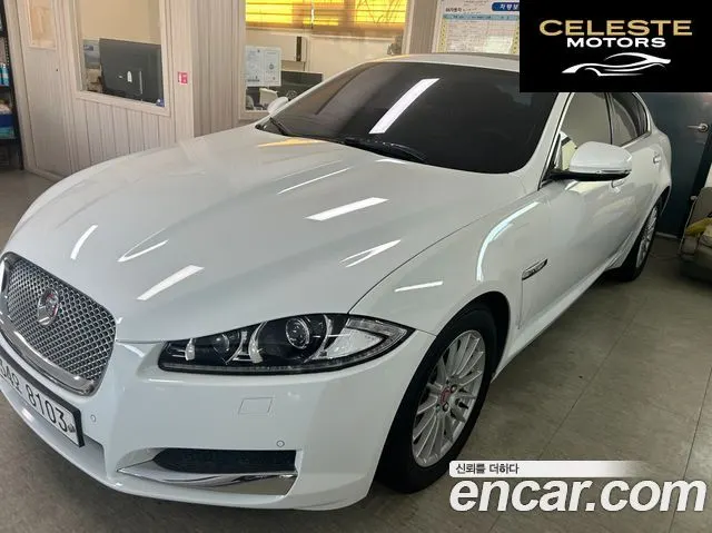 JAGUAR New XF 2.0 Luxury 2014 — photo 2 sur 22