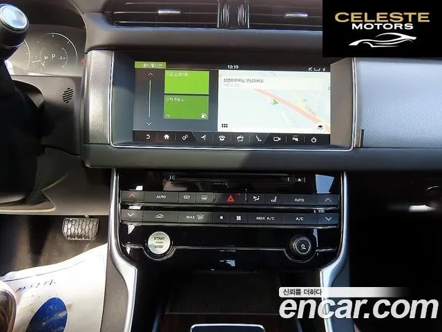 JAGUAR XF (X260) 20d 2018 — photo 13 sur 26