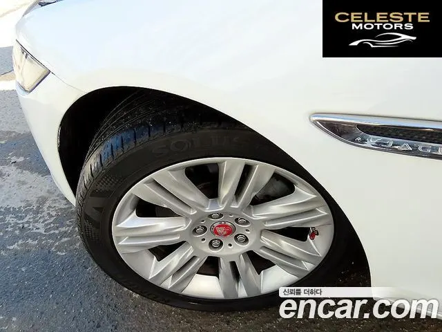 JAGUAR XF (X260) 20d 2018 — photo 20 sur 26