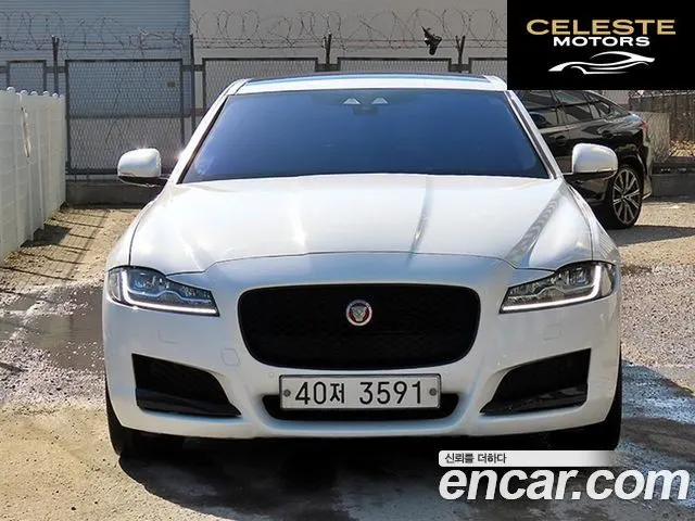 JAGUAR XF (X260) 20d 2018 — photo 21 sur 26