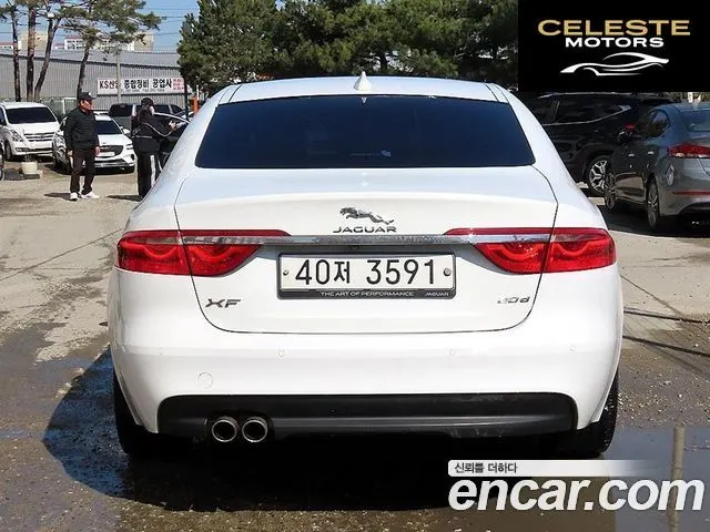 JAGUAR XF (X260) 20d 2018 — photo 4 sur 26