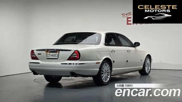 JAGUAR New XJ 2.7D SWB 2007 — photo 2 sur 20