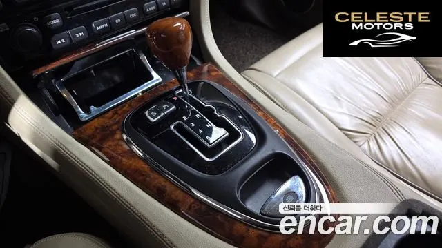 JAGUAR New XJ 2.7D SWB 2007 — photo 9 sur 20