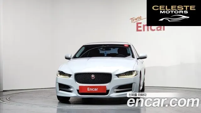 JAGUAR XE 20d RSport 2016 — photo 3 sur 20