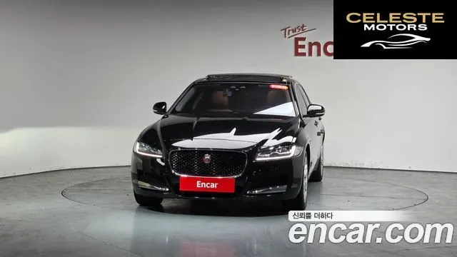 JAGUAR XF (X260) 20d AWD 2017 — photo 2 sur 20