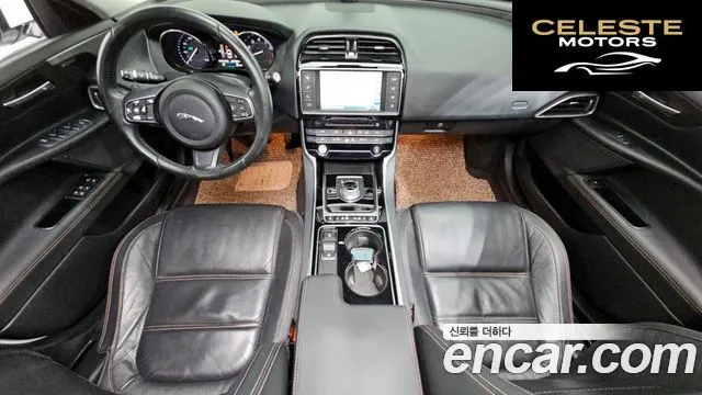 JAGUAR XE 20t 2016 — photo 7 sur 20