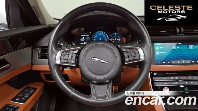 JAGUAR XF (X260) 20d 2019 — photo 12 sur 20