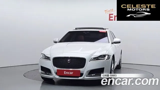 JAGUAR XF (X260) 20d 2019 — photo 2 sur 20