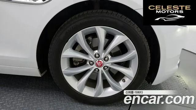 JAGUAR XF (X260) 20d 2019 — photo 4 sur 20