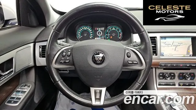 JAGUAR New XF 2.0 Luxury 2015 — photo 14 sur 26